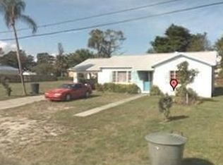 218 Garden Ave, Fort Pierce, FL 34982