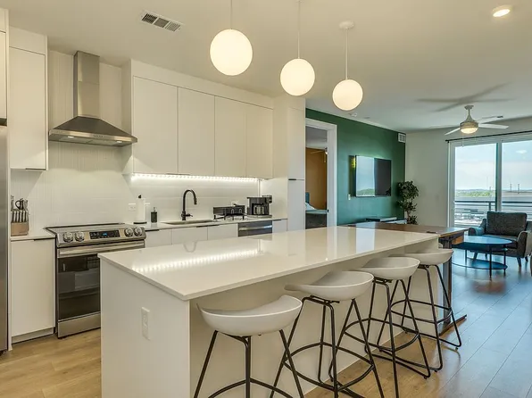 1701 Simond Ave #618, Austin, TX 78723