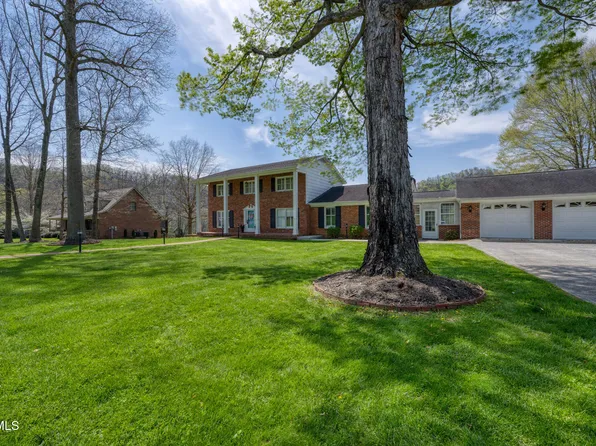 204 Amity Dr, Bristol, TN 37620