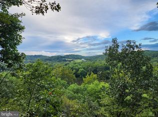 Barksdale Ln, Hedgesville, WV