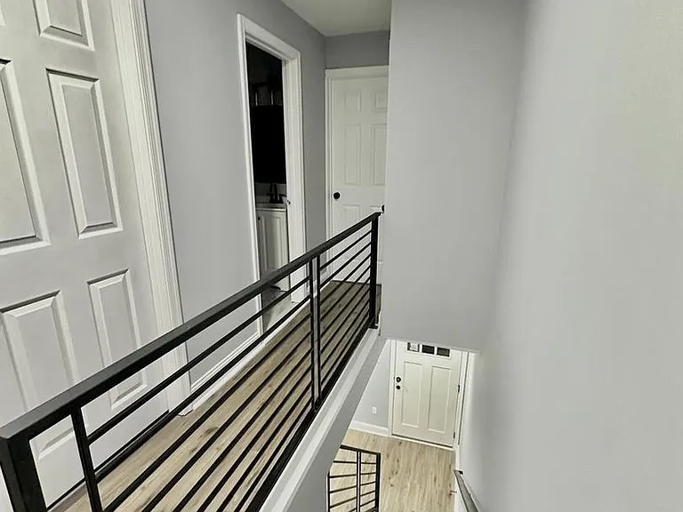 231 Calvert St — Photo 5
