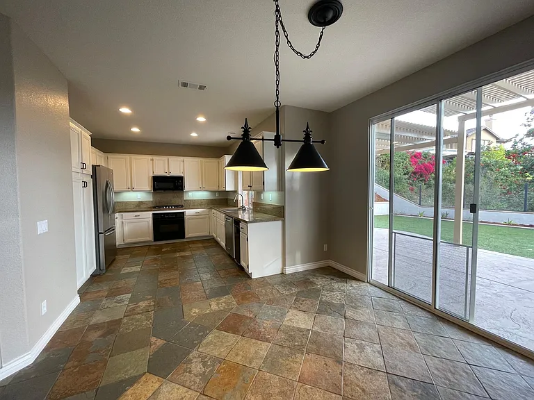 7844 Paseo Tulipero — Photo 6