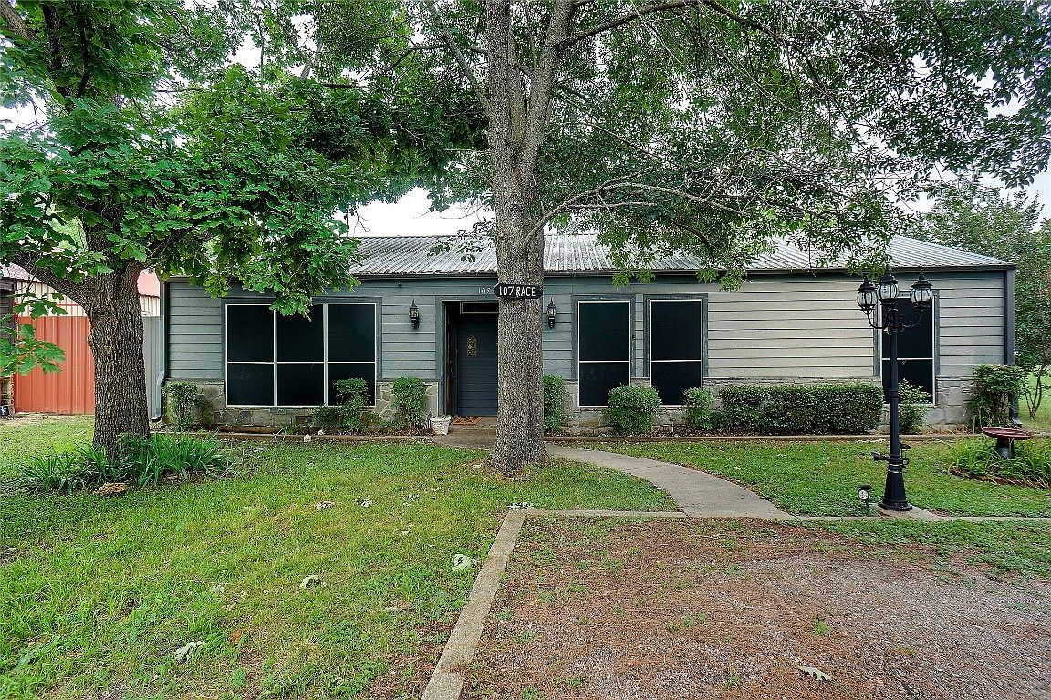 107 Race St, Tioga, TX 76271 MLS 20346445 Zillow