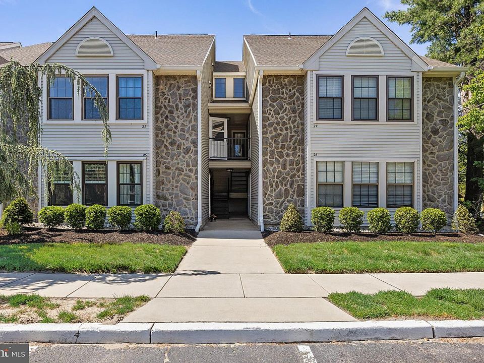 1st image of 26 Provincetown Dr