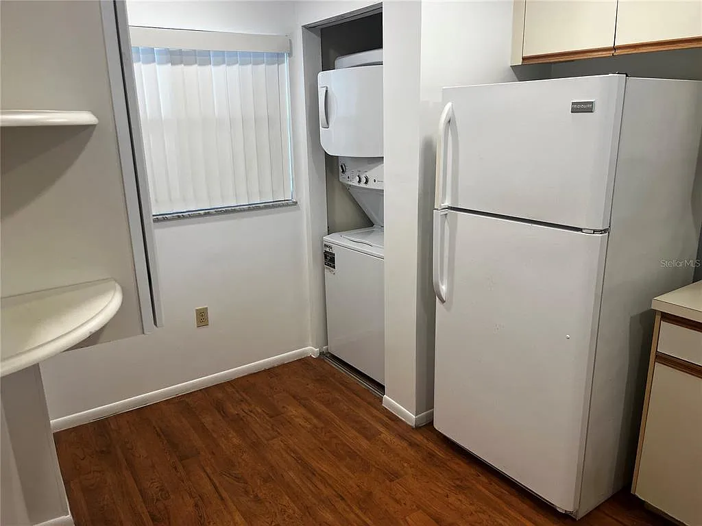2 bed, 2.0 bath, 960 sqft, $1,495 — Photo 4