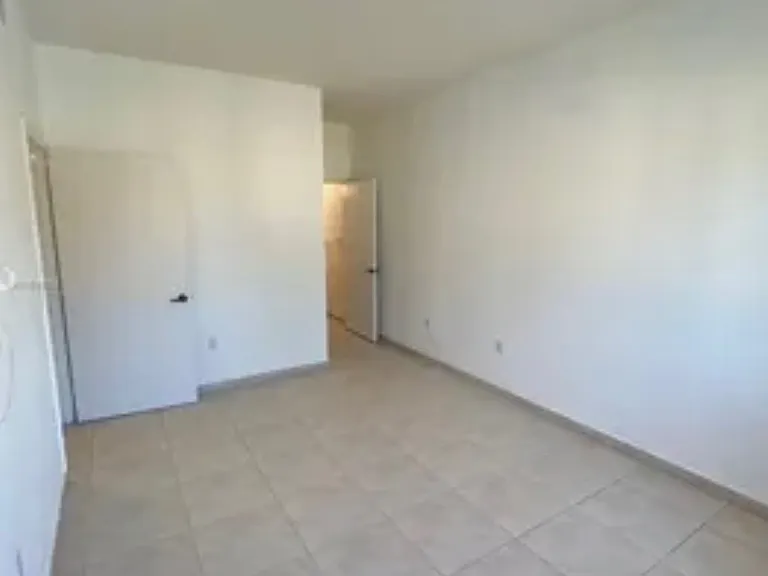 7240 NW 114th Ave #305 — Photo 17