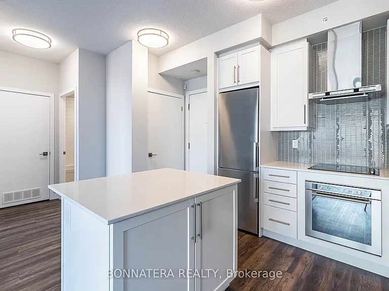2081 Fairview St #803 — Photo 31