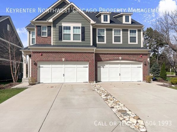 142 Roslyn Pl