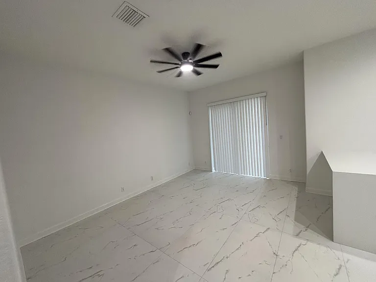 2789 Eagle Rock Cir #207 — Photo 10