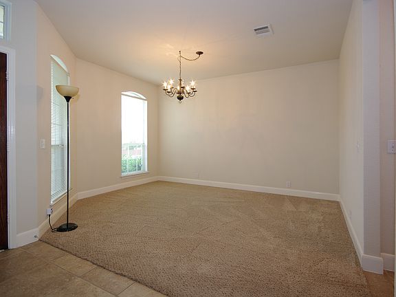 2nd image of 2614 Corabella Pl