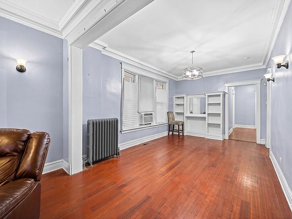 5th image of 3933 W Grenshaw St