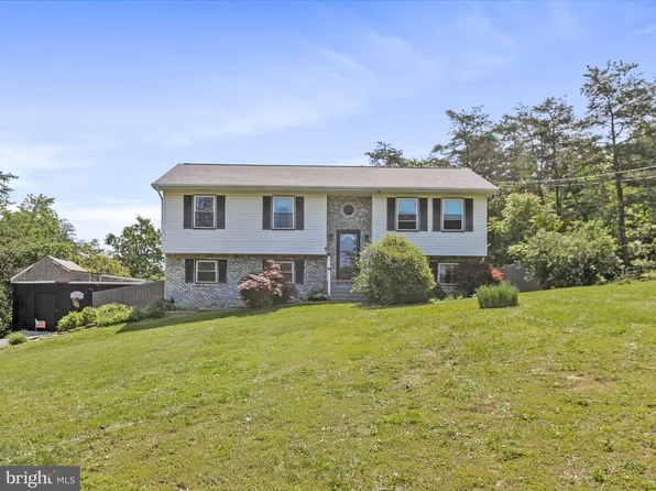 80 Antelope Way, Hedgesville, WV 25427