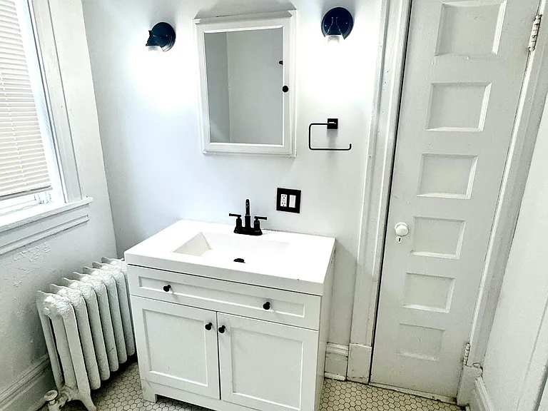 6027 McPherson Ave #2F — Photo 11