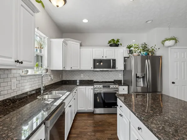 900 Spence Enclave Ct, Nashville, TN 37210