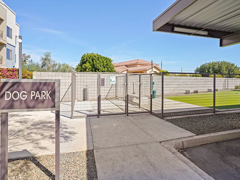 Parc South Mountain — Photo 15