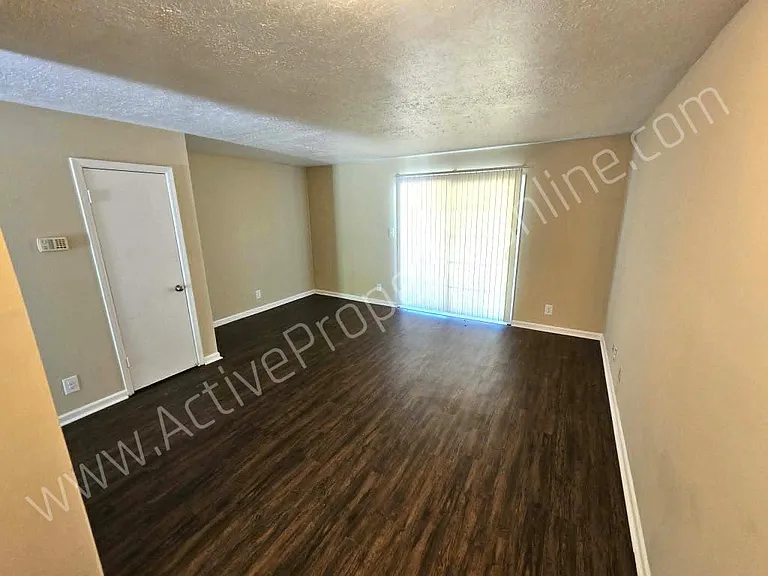 2655 Vineville Ave #G — Photo 4