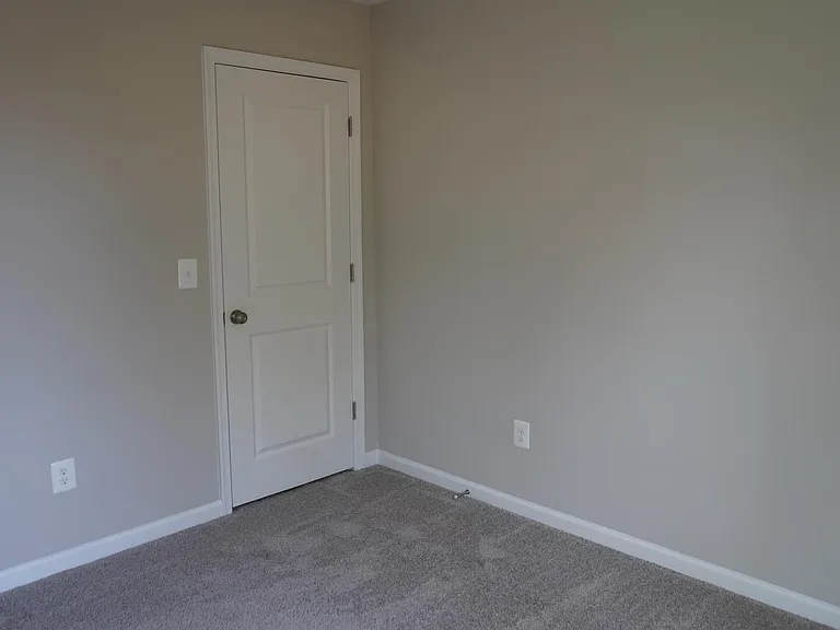117 Coralyrose Ct — Photo 11