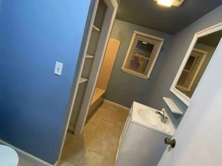 34 Morton St #2 — Photo 4