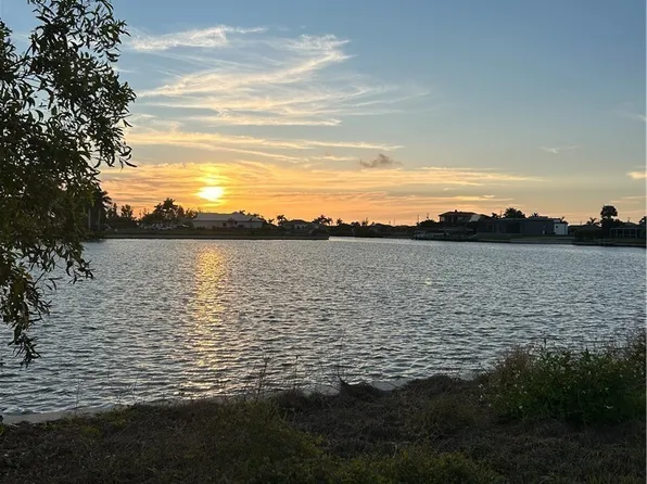 3006 NW 43rd Pl, Cape Coral, FL 33993