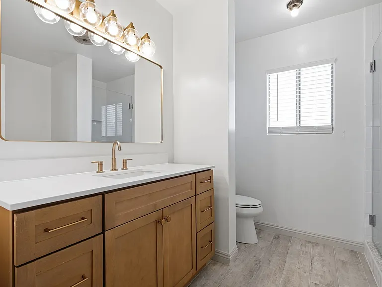 853 S Le Doux Rd #202 — Photo 18