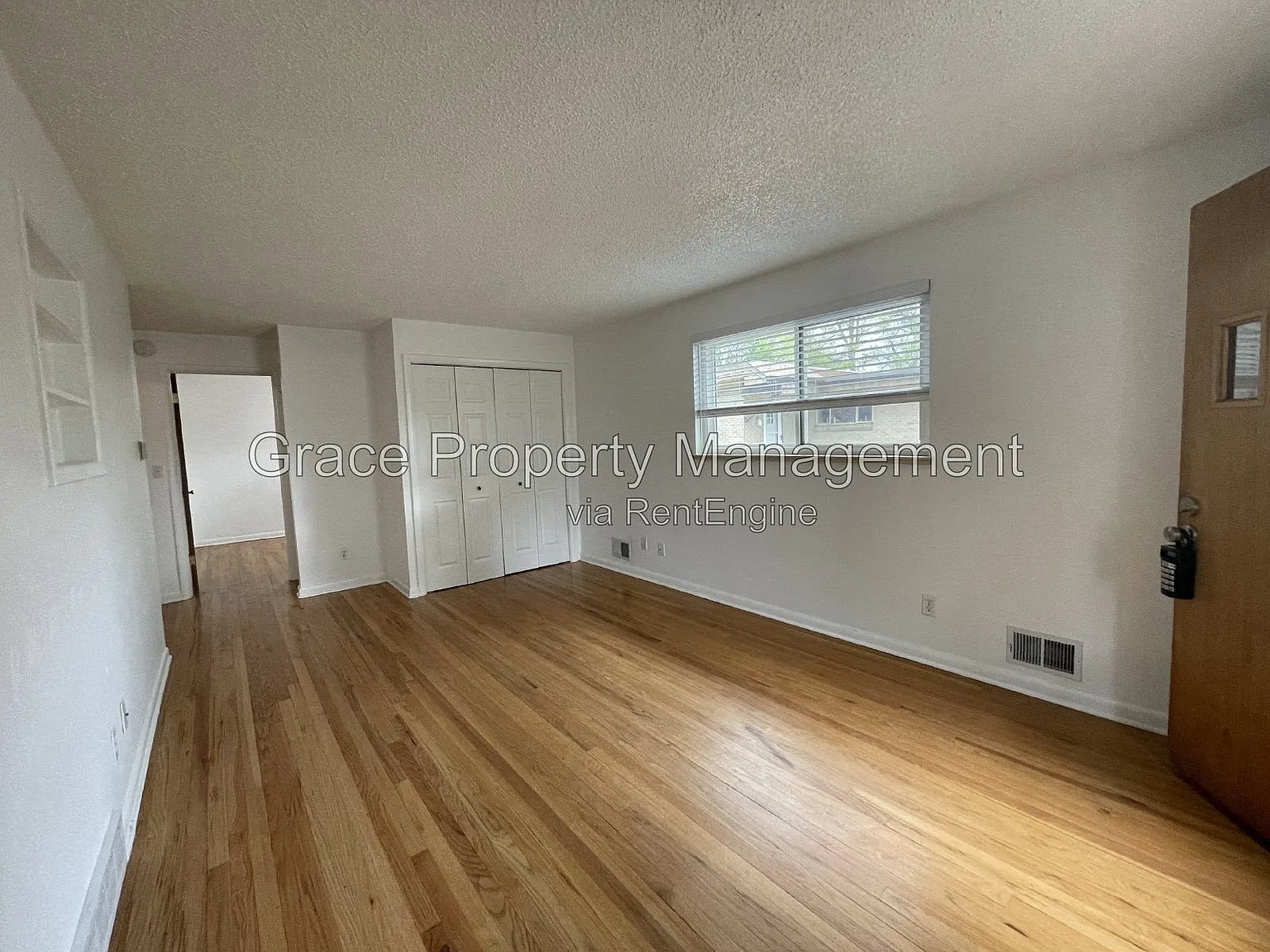 2 bed, 1.0 bath, 825 sqft, $1,895 — Photo 3