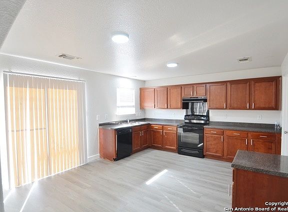 4th image of 8418 ADAMS HILL DR