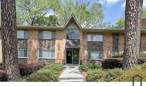 115 Biscayne Dr NW #B1 — Photo 2