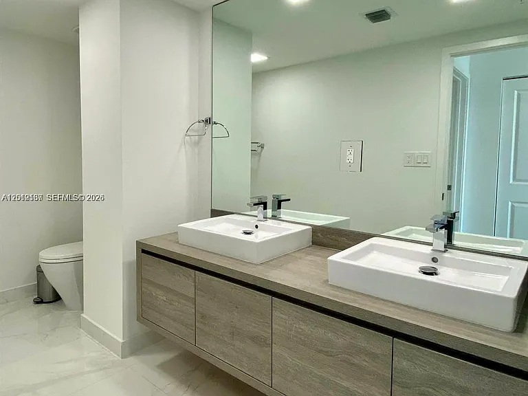 400 Sunny Isles Blvd #1903 — Photo 12