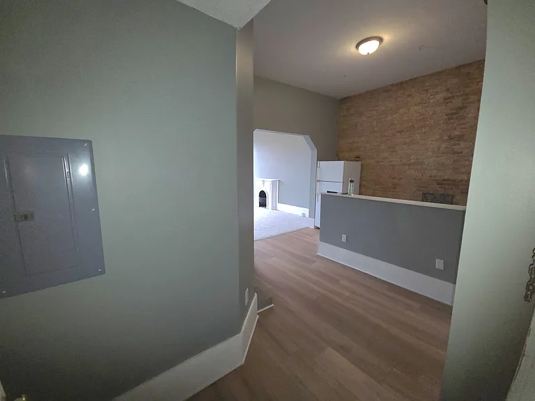 5 W Sandusky St #A — Photo 2