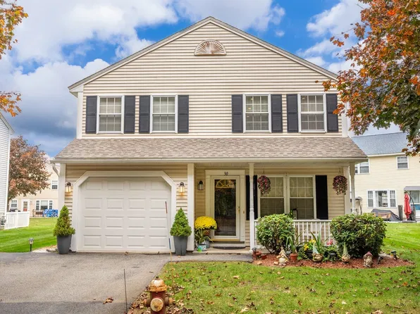 30 Juniper Ln, Tewksbury, MA 01876
