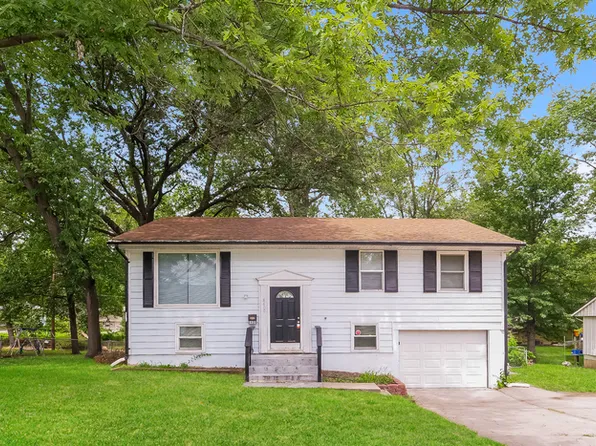 8400 E 93rd Ter, Kansas City, MO 64138