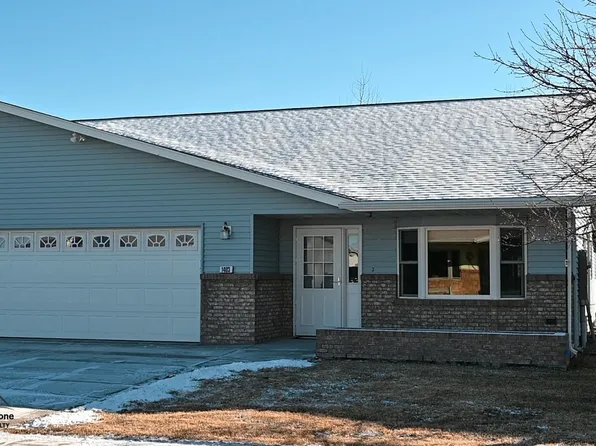 1403 Pioneer Ave, Riverton, WY 82501