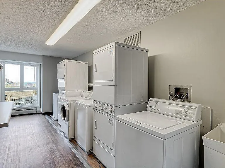 433 S 7th St #1607 — Photo 16