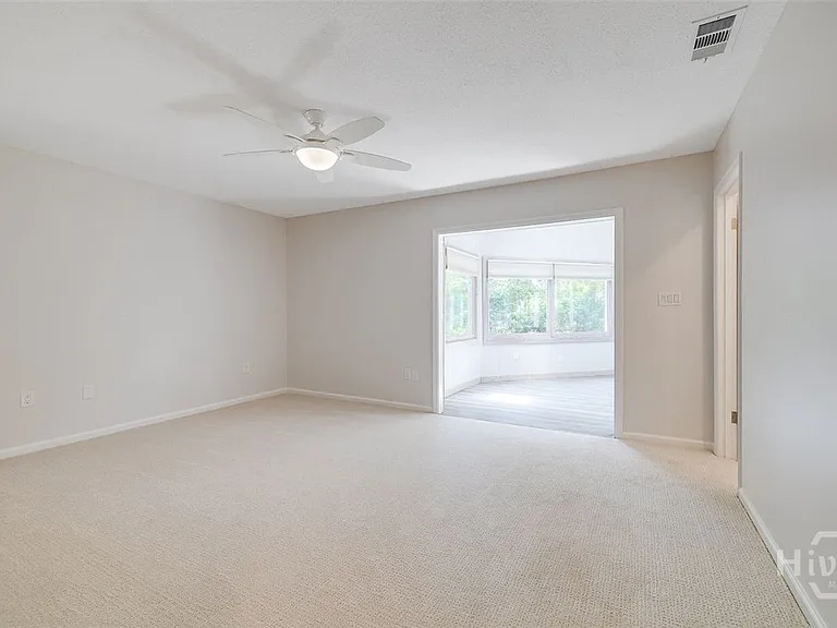 14 Hemingway Dr — Photo 27