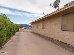 2041 Magnolia Dr #102, Lake Havasu City, AZ 86403