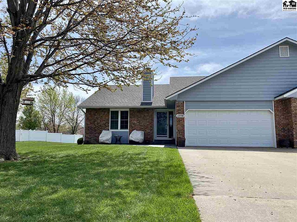 1st image of 1209 Stone Bridge Dr
