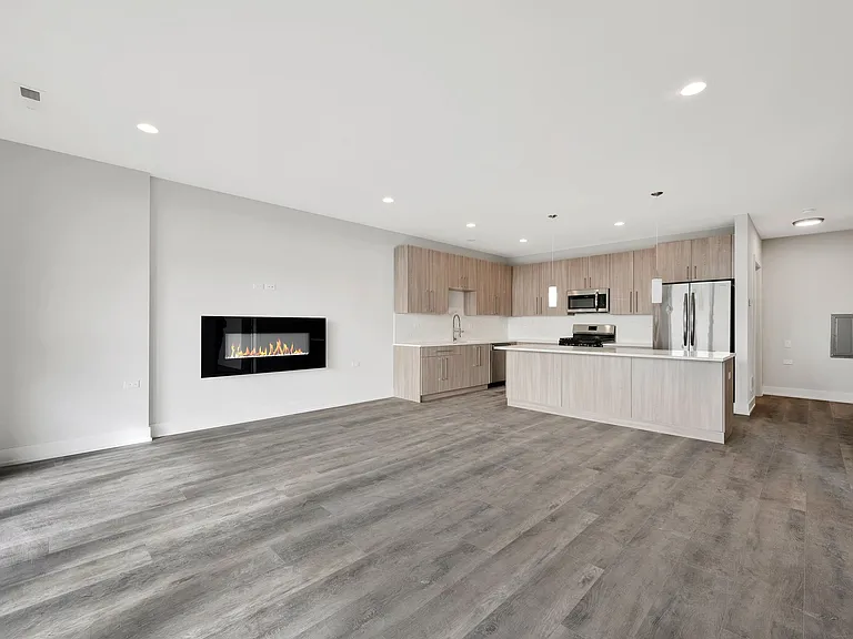 1604 N Richmond St #4G — Photo 6