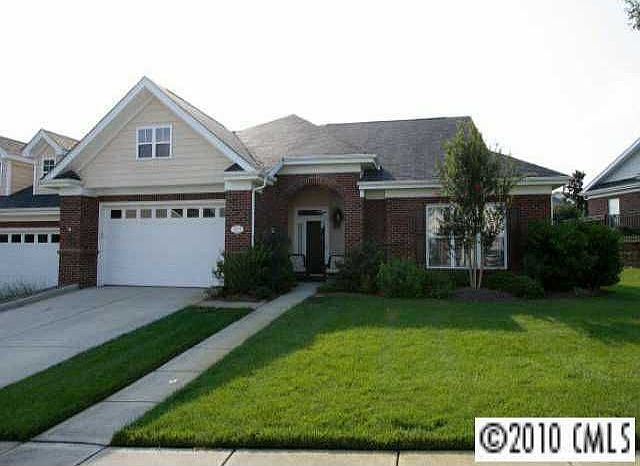Home for Sale in Charlotte, NC $164,900