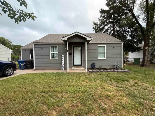 1608 Moyle St, Augusta, KS 67010