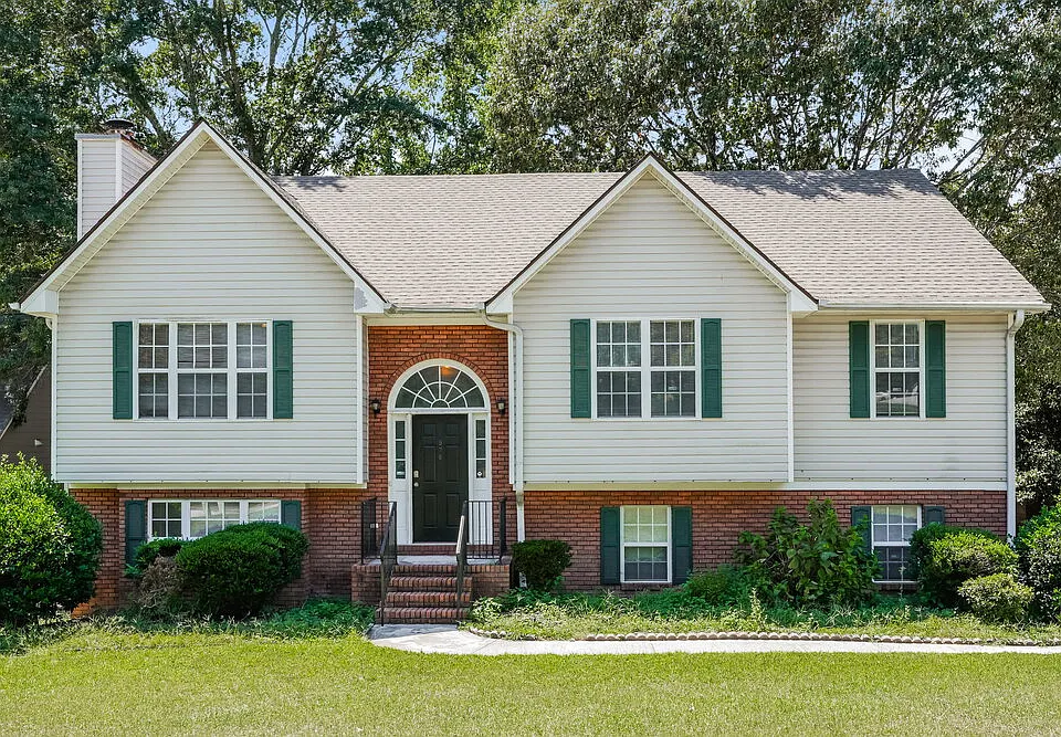 976 Masters Ln