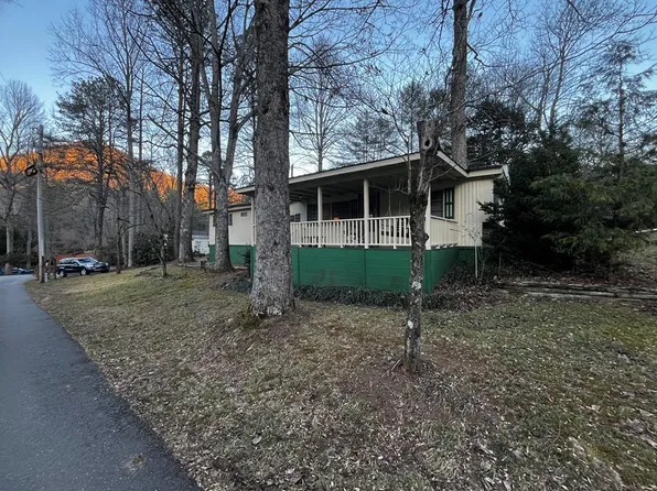 83 Leisure Woods Ln, Hiawassee, GA 30546