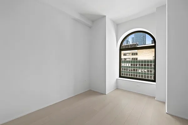 Rented by Douglas Elliman | media 4