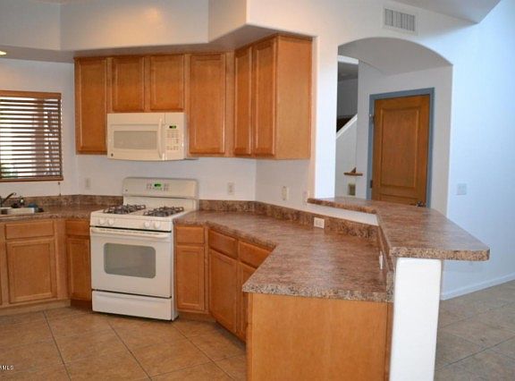 3rd image of 8650 E Placita Pueblo Bonito