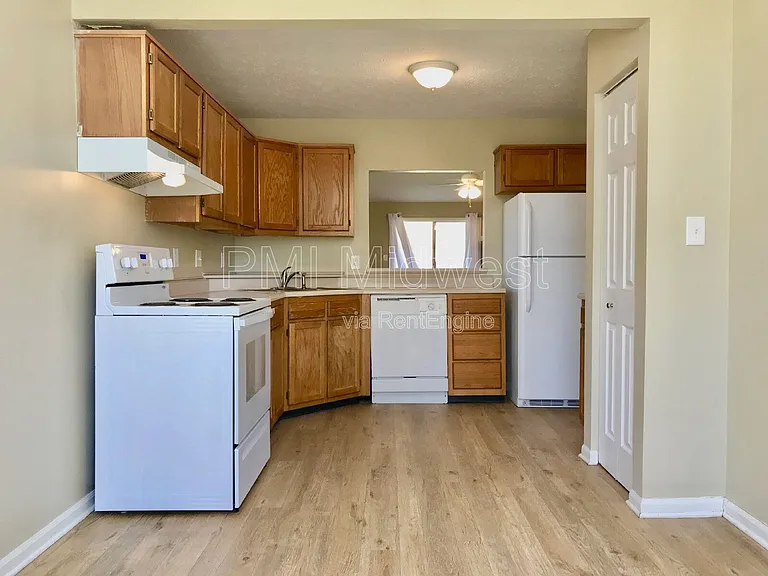 3215 Keystone Lakes Way — Photo 11