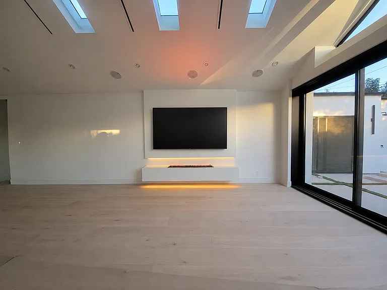 4501 Canoga Dr — Photo 14