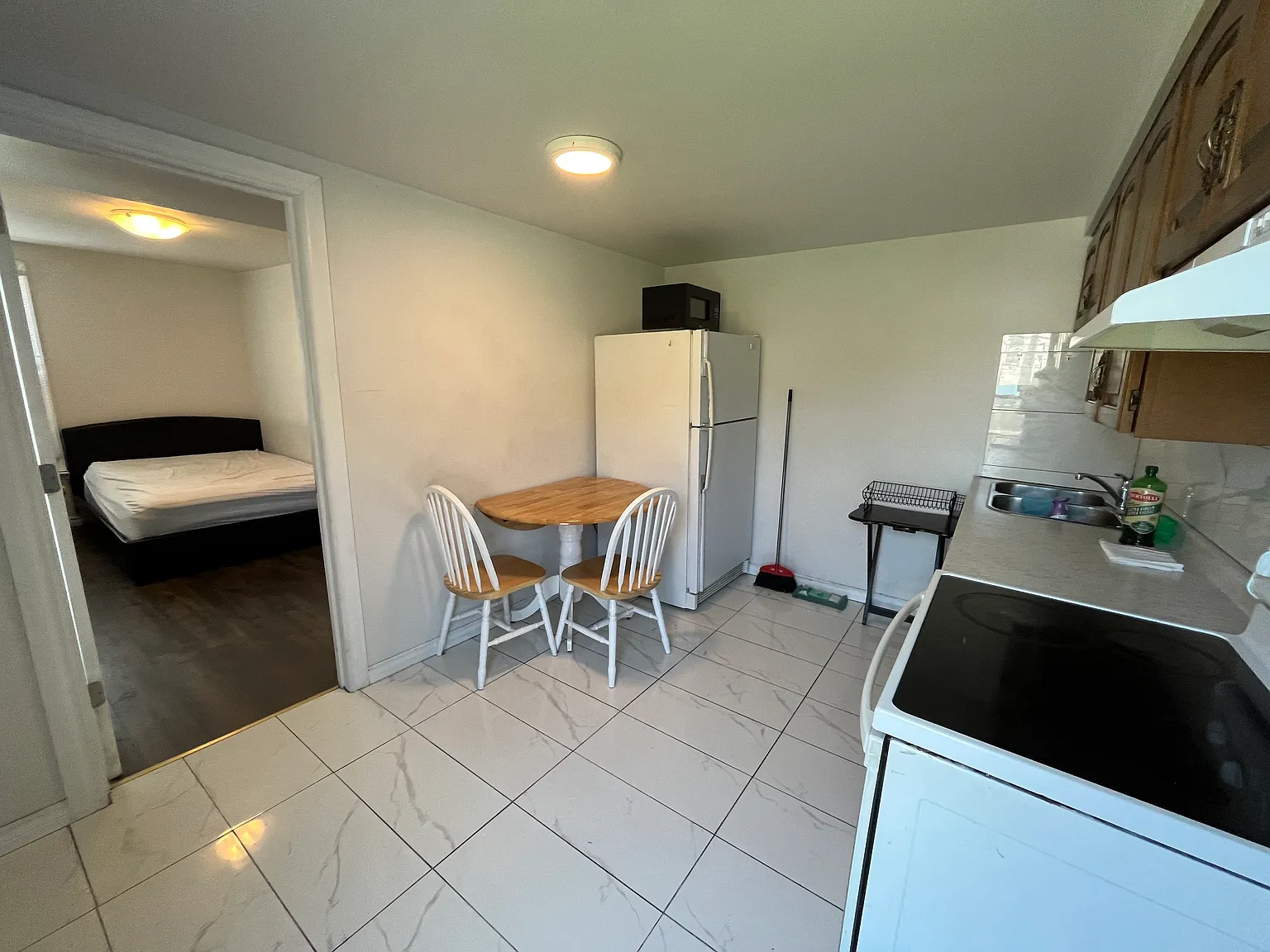 1 bed, $1,300 — Photo 4