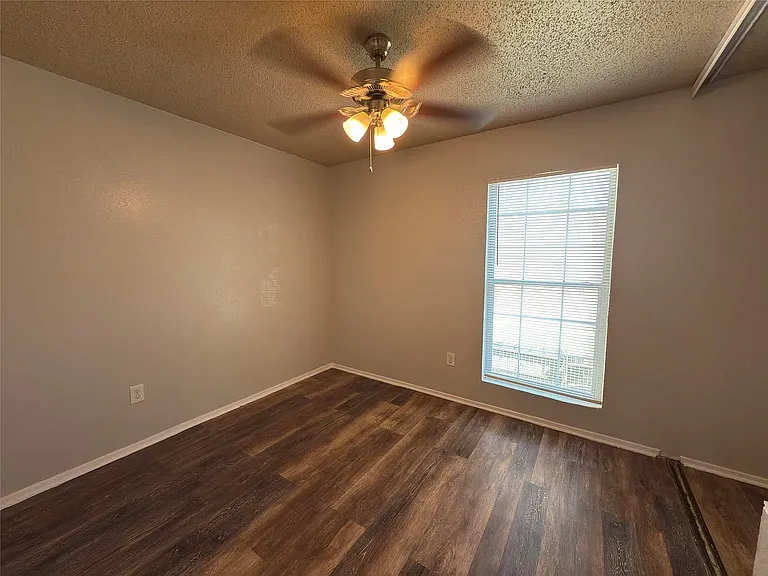2250 Aspen Dr — Photo 13