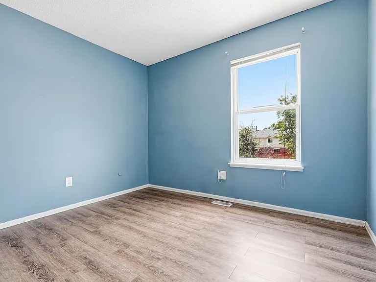 16078 E 17th Pl — Photo 12