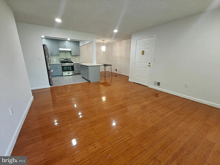 14 Voscek Ct — Photo 3