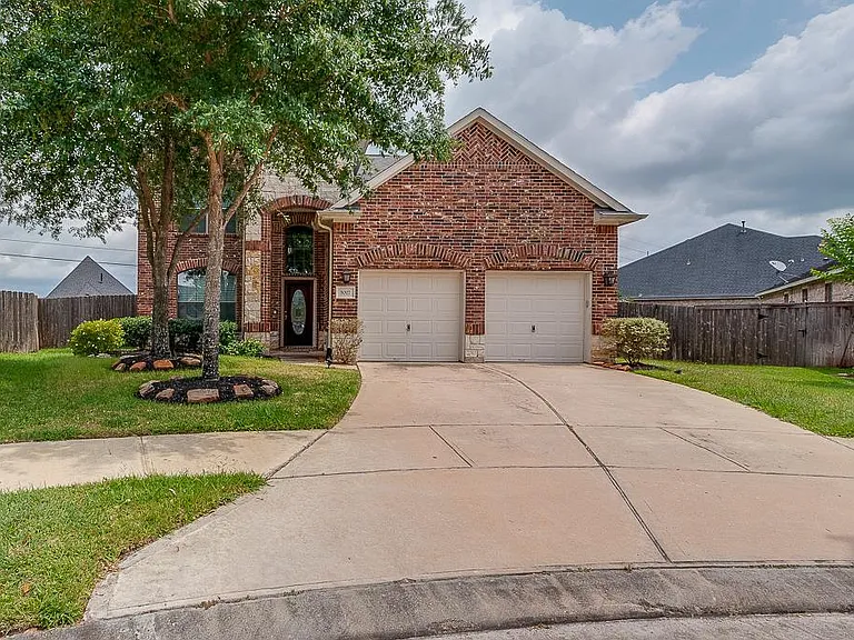 5007 Jade Cove Ct — Photo 4